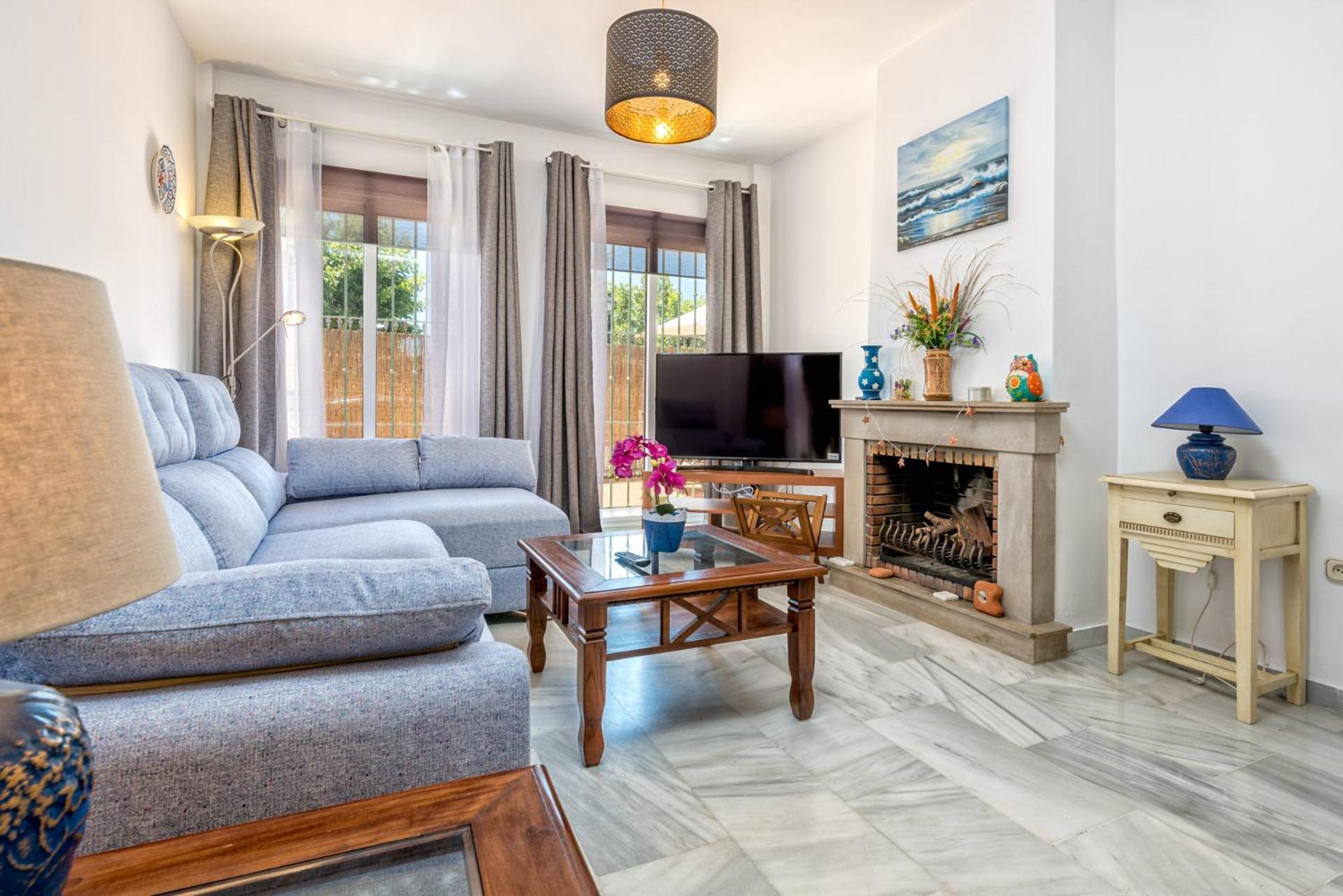 Castillo Sohail Townhouse Near The Beach By Costarentals - Ref 101 ฟูเอนฮิโรลา ภายนอก รูปภาพ